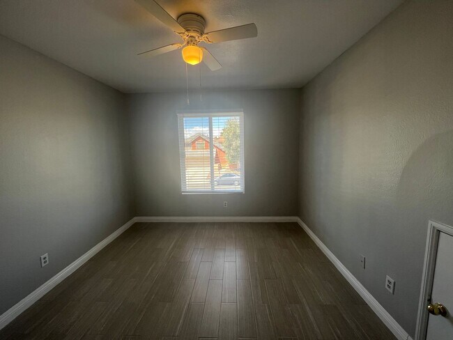 Building Photo - 362 Cavos Way