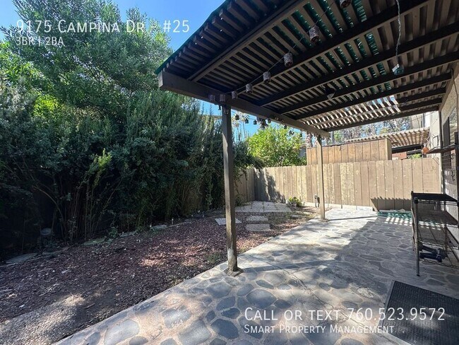 Building Photo - 9175 Campina Dr