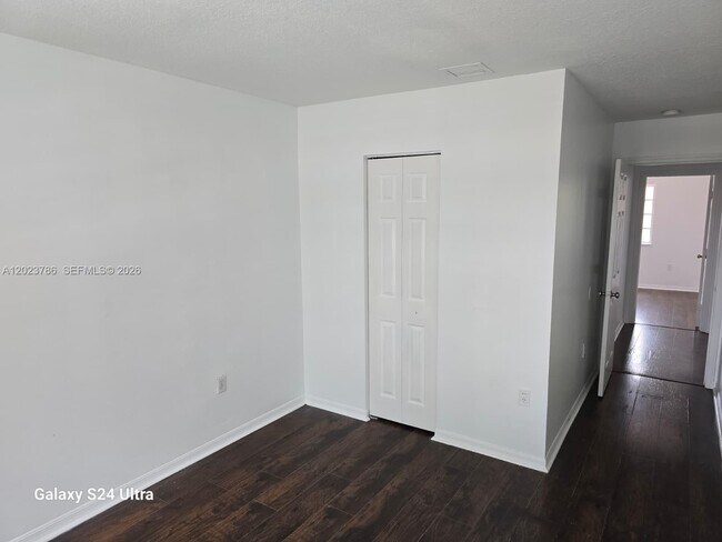 Building Photo - 13658 SW 142nd Terrace