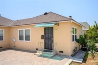 Building Photo - 528 Ivy St