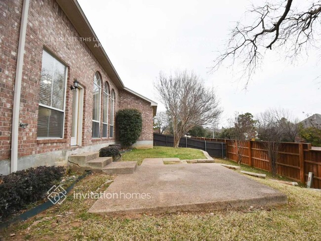 Building Photo - 2702 Cobblestone Dr