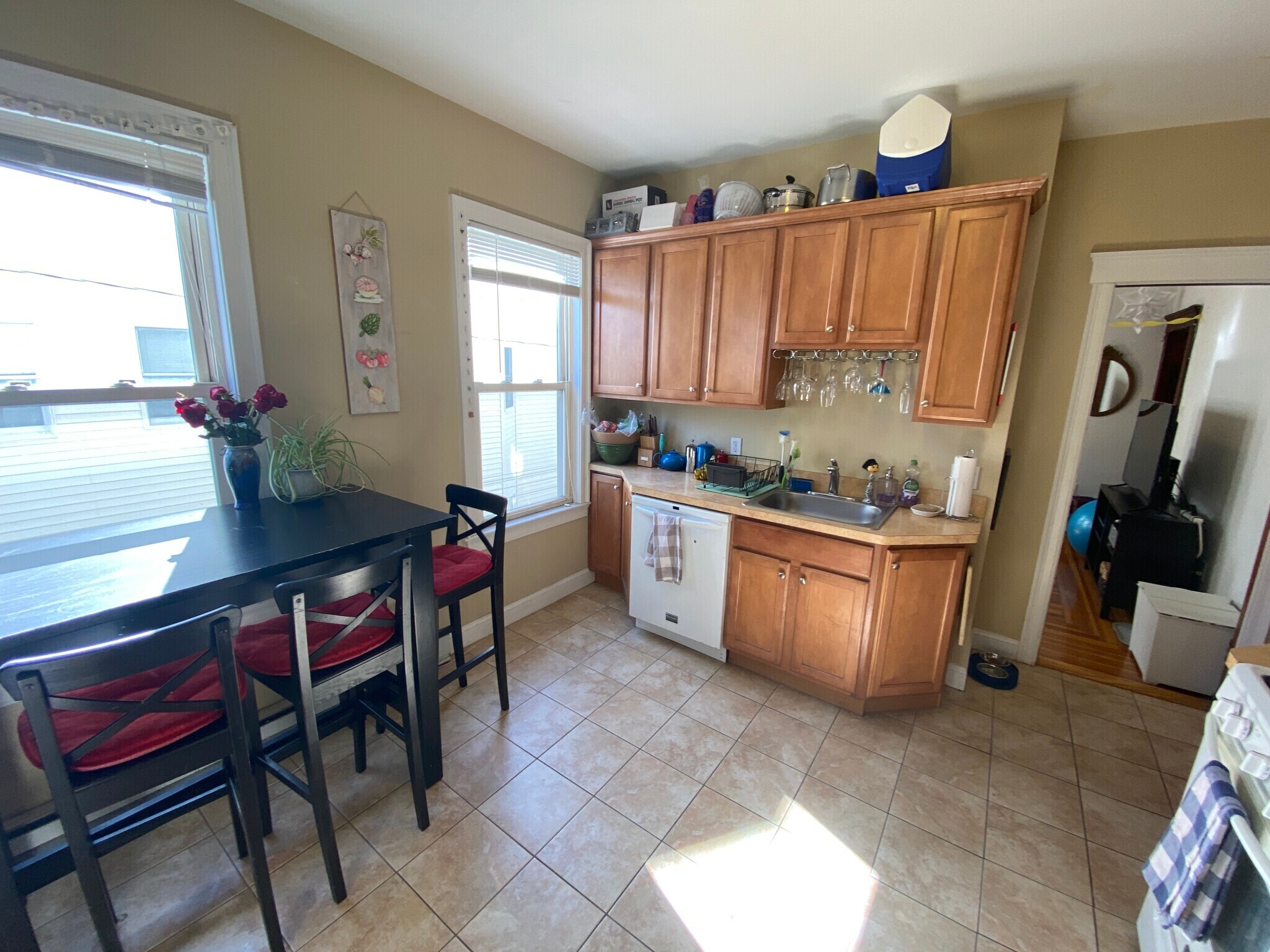 Building Photo - 224 Holland St