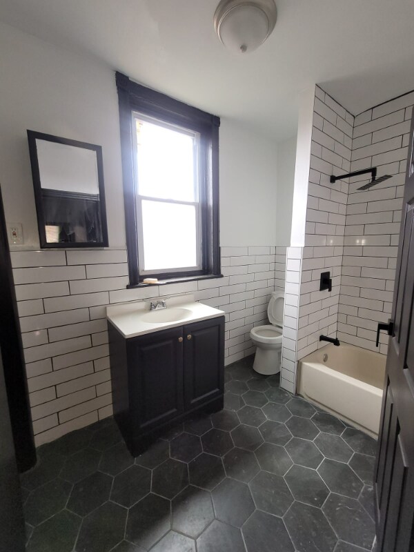 Building Photo - 1246 S Peach St