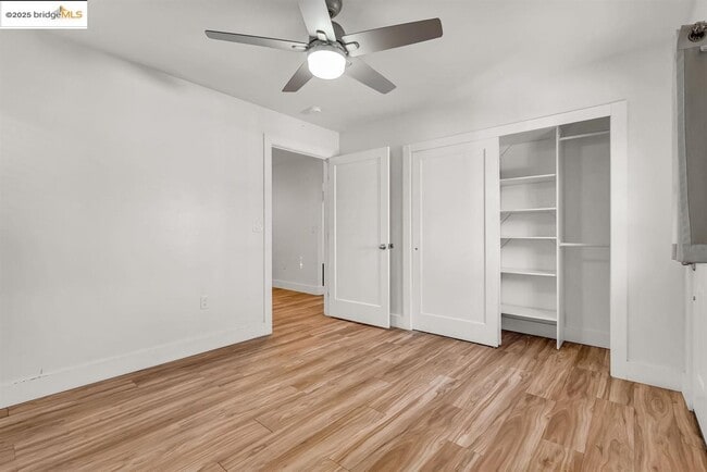 Building Photo - 507 Maple St