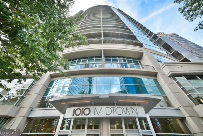 Building Photo - 1080 Peachtree St NE