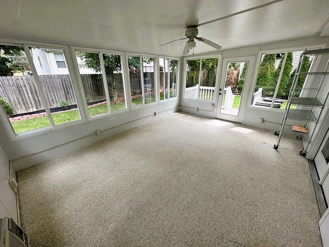 Building Photo - $2775 - Beautiful 3-Bedroom Home in Fronte...