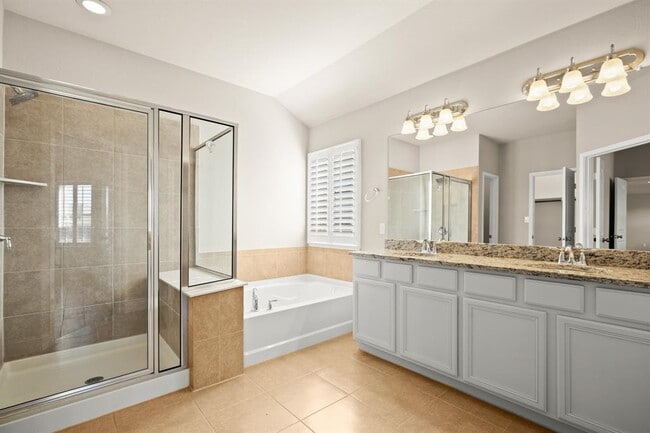 Building Photo - 1937 Little George Dr