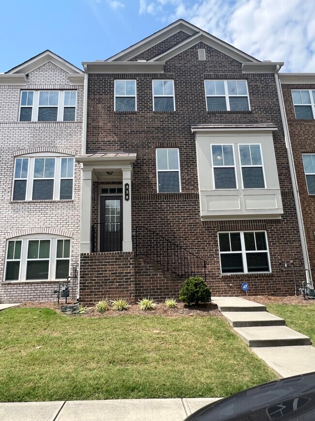Building Photo - 930 Sunset Park Dr