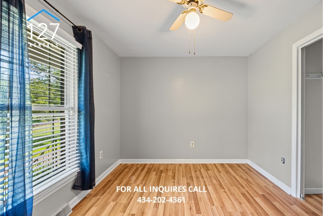 Building Photo - Spacious 4-Bedroom Home with Dual Kitchens...