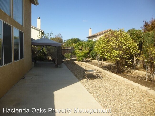 Building Photo - 3 br, 3 bath House - 511  San Luis Dr.