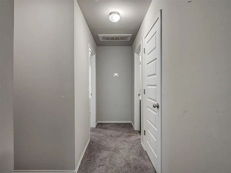 Building Photo - 11609 NW 95th St