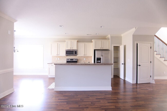 Building Photo - 1904 Leighton Dr