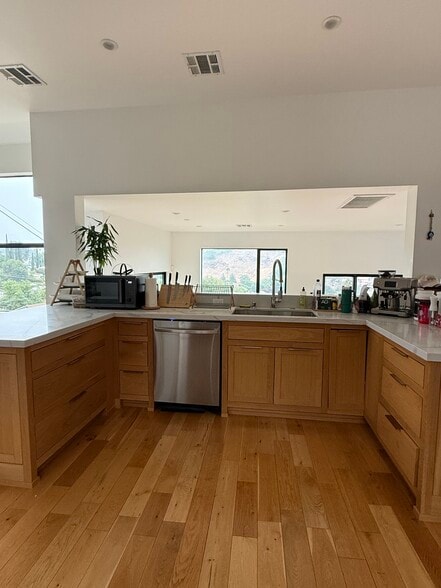 Building Photo - 4054 Jennings Dr