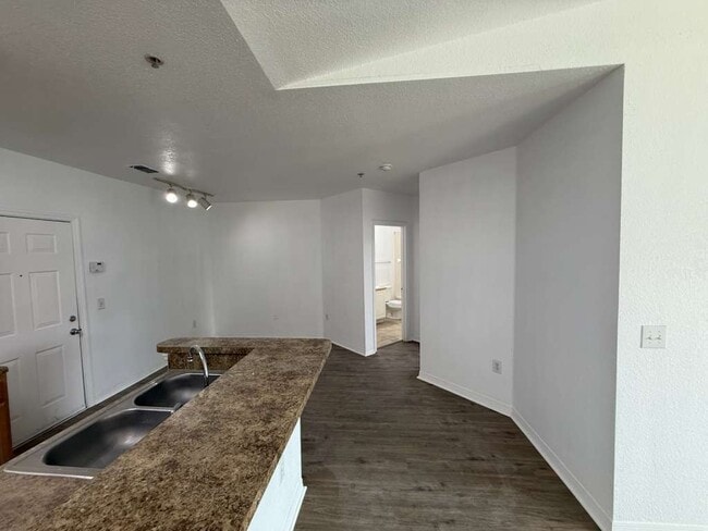 Building Photo - 5550 E Michigan St