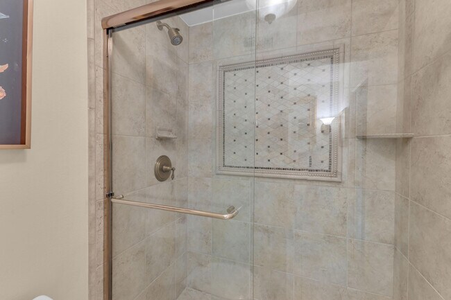 Building Photo - 31 Stanford Dr