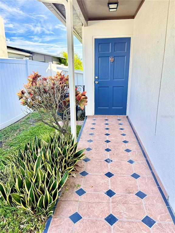 Building Photo - 4528 Floramar Terrace