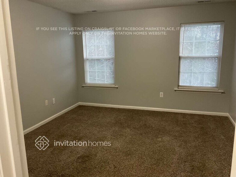 Building Photo - 4301 Fawn Glen Dr