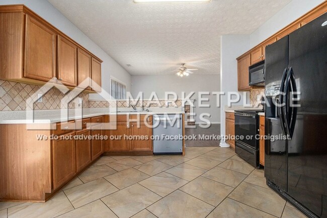 Building Photo - 314 Interlake