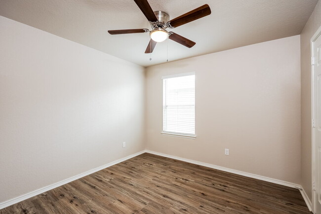 Building Photo - 10807 Balmorhea