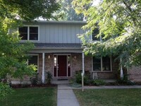 Building Photo - 3201 Lochwood Dr