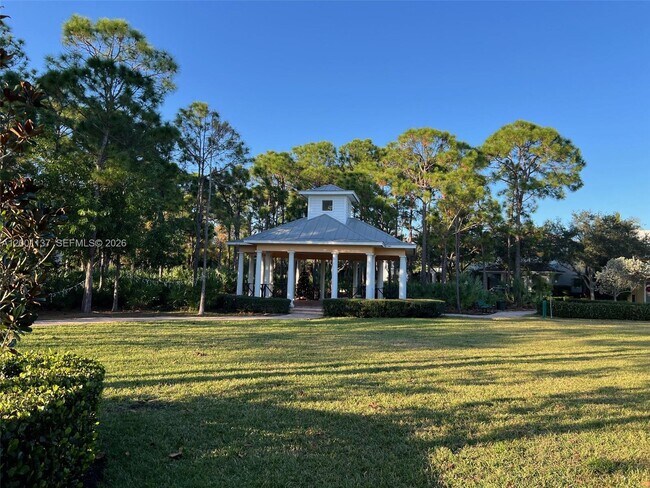 Building Photo - 184 W Bay Cedar Cir