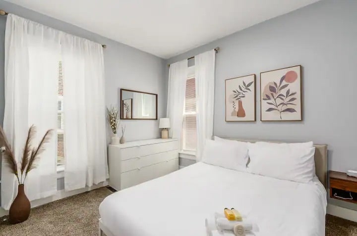 Bedroom 2 - 63 E Moler St