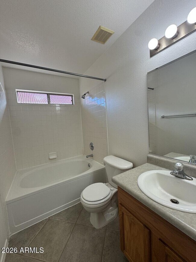 Building Photo - 1053 Monte Vista Ave