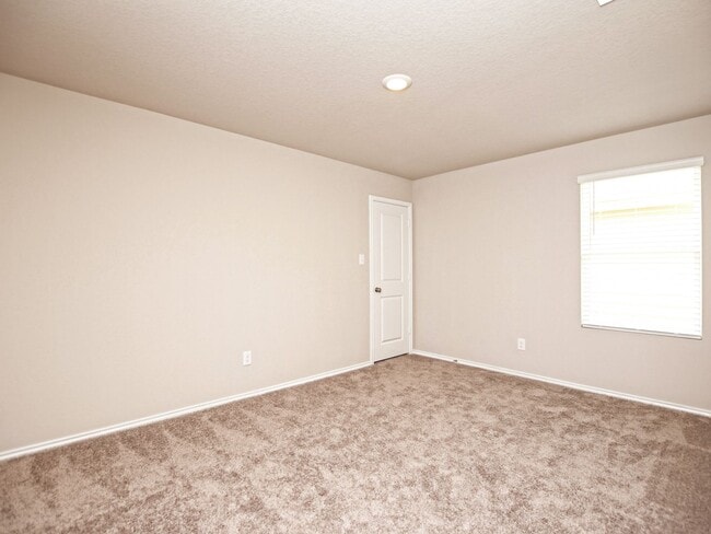 Building Photo - 3 BR/2 BA - Waterwheel! - SAN ANTONIO