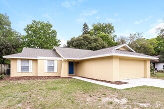 Building Photo - 909 Black Knight Dr