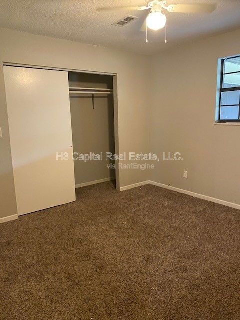 Building Photo - 2 Georgetown Dr