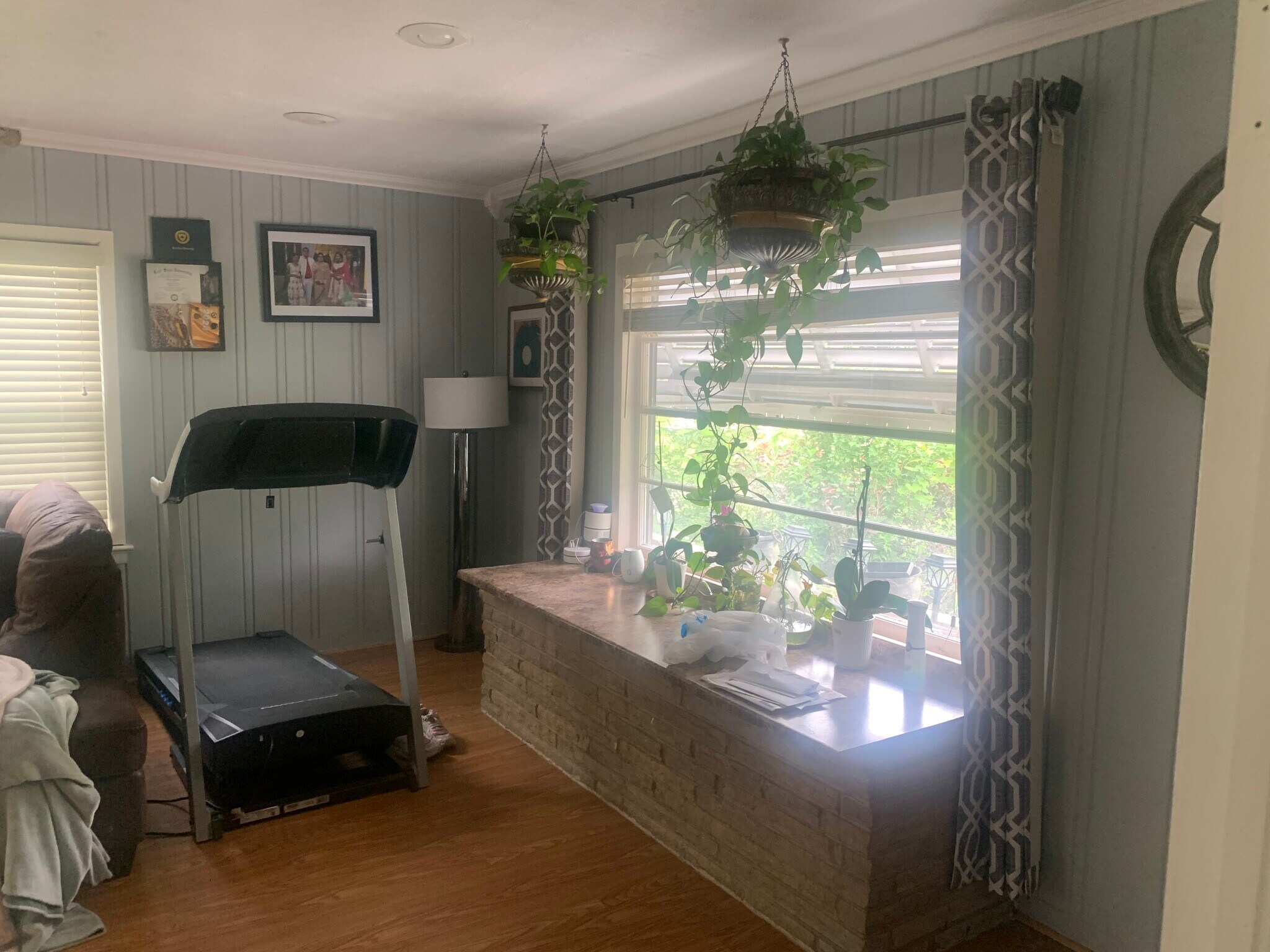 Building Photo - 360 Tuxedo Ave