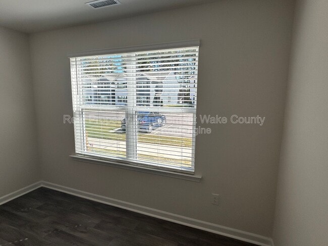 Building Photo - 8539 Beckett Chase Wy