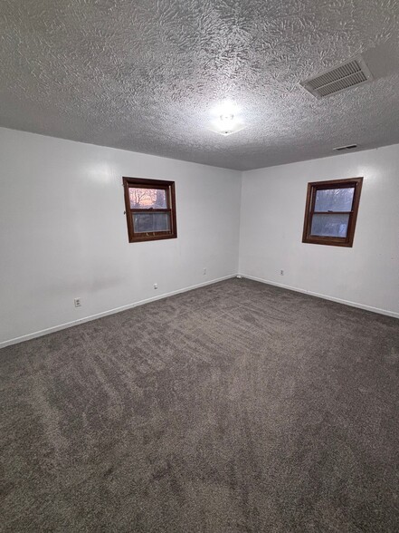 Building Photo - 1562 Branched Oak Rd