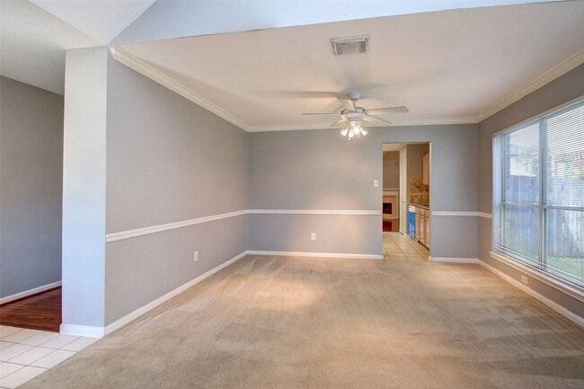 Building Photo - 2114 Whirlaway Dr