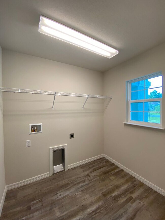 Building Photo - 5272 SW 129th Pl