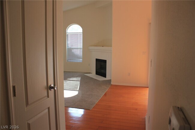 Building Photo - 700 Carnegie St