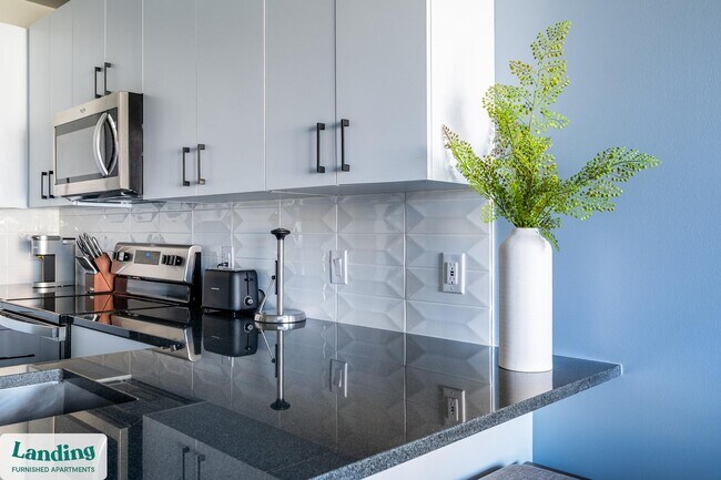 Building Photo - 1600 NW 38th St