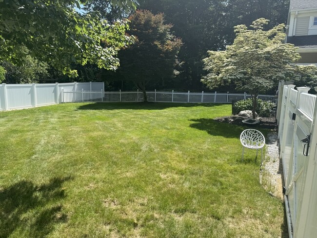 Building Photo - 28 Ptarmigan Dr