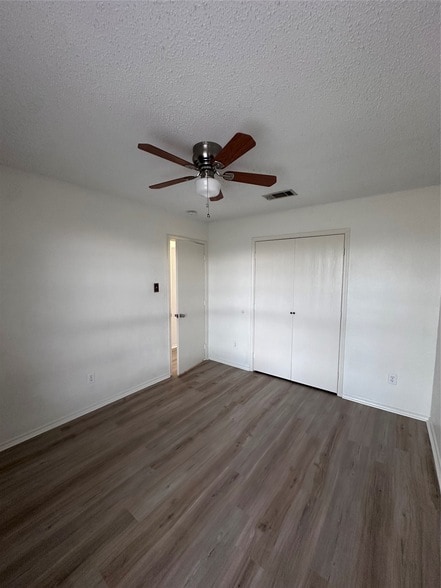 Building Photo - 1315 E Brown St