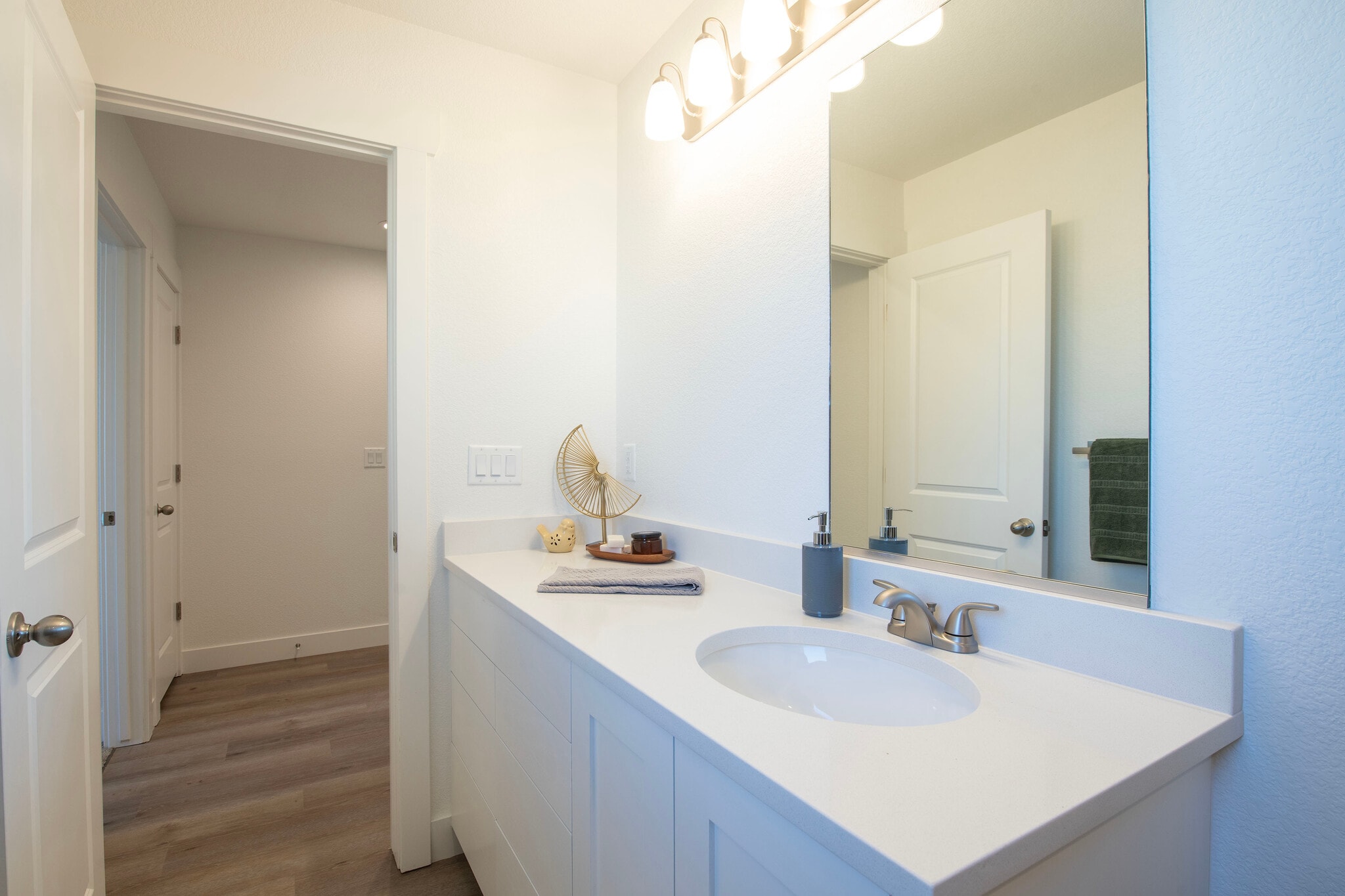 Building Photo - 1506 Tyram Grv