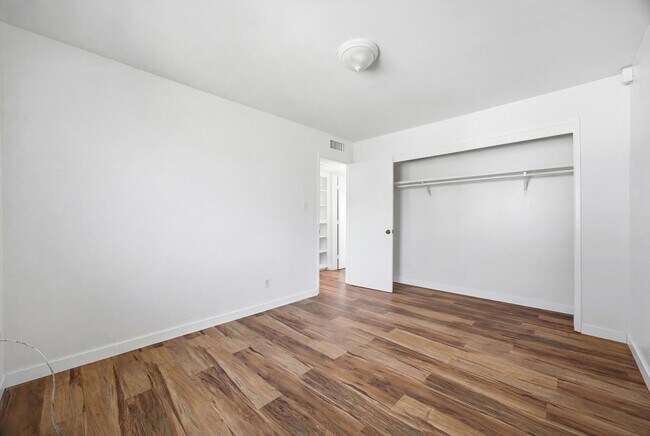 Building Photo - 314 Monterey St