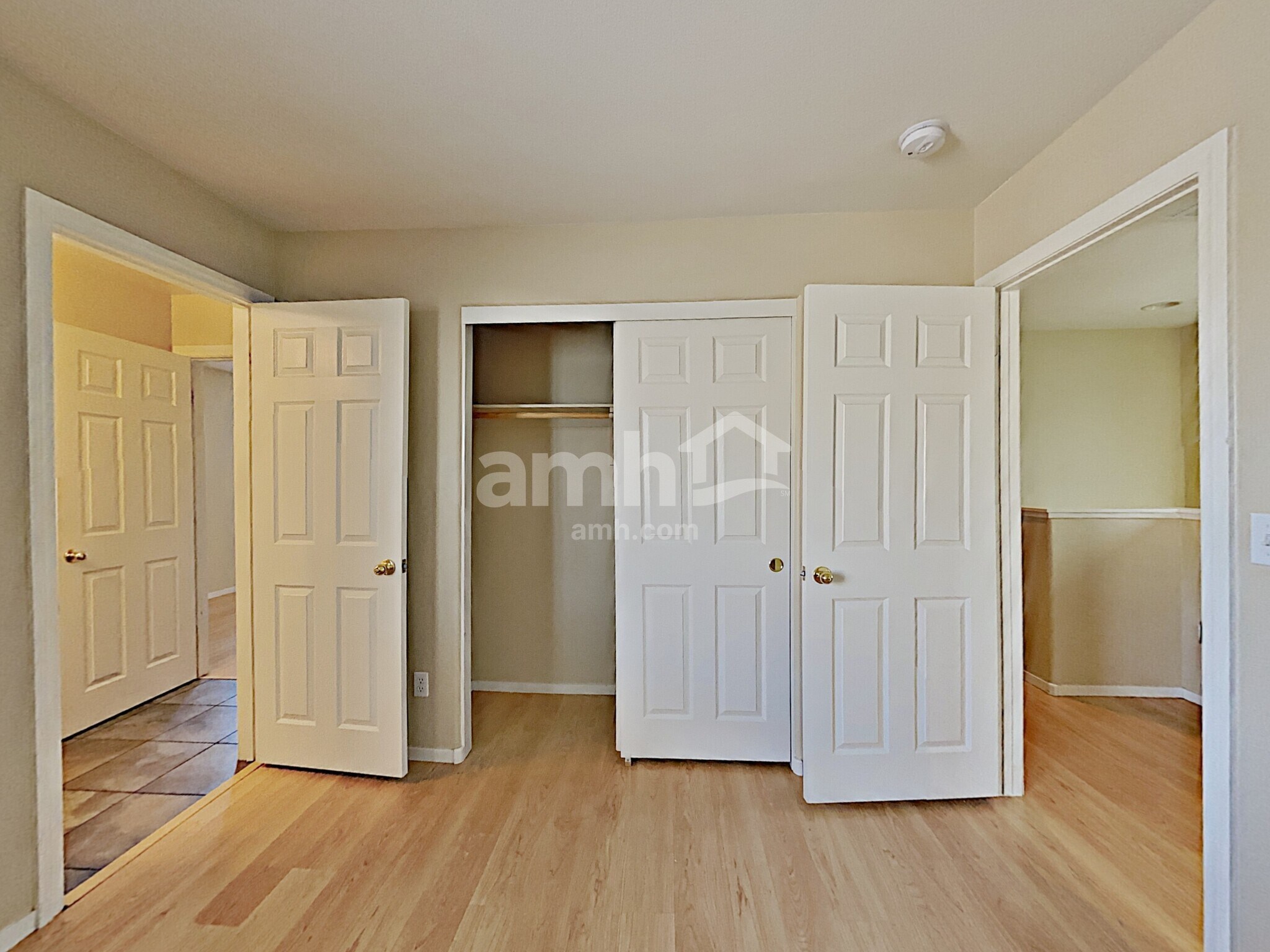 Building Photo - 9771 Hanover Grove Ave