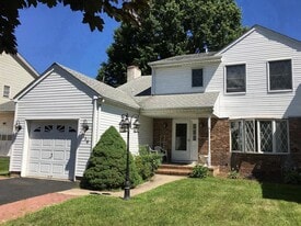 Building Photo - 216 Christopher Ave