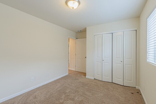 Building Photo - 1124 27th St NW