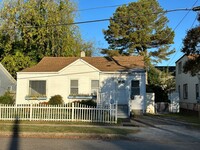 Building Photo - Great Ranch Home in Norfolk