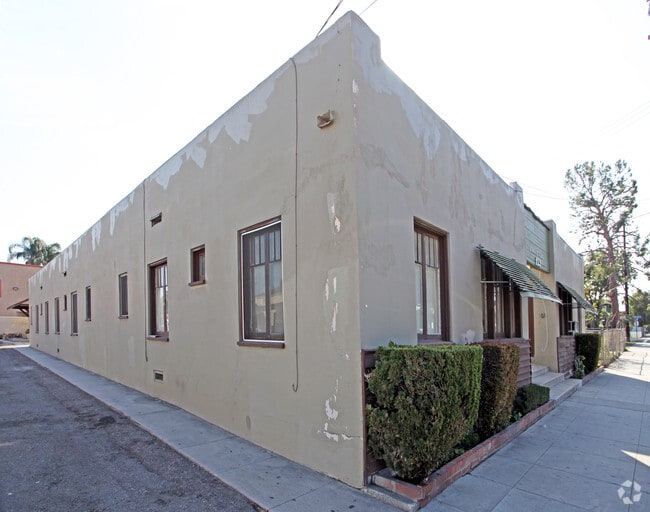 Building Photo - 173 S Lemon St