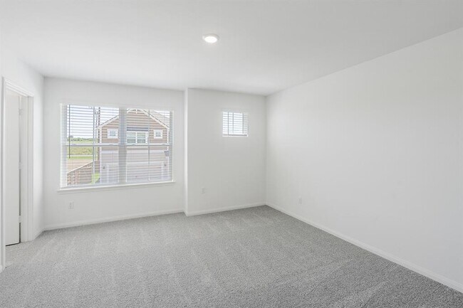 Building Photo - 137 Desert Hare Dr