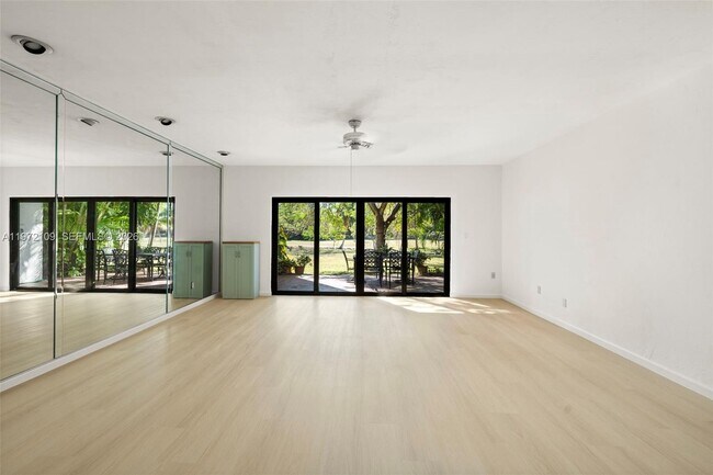 Building Photo - 9002 SW 62nd Terrace