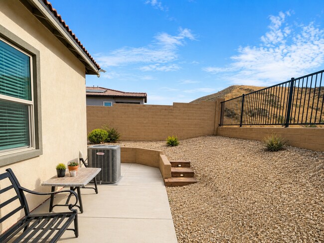 Building Photo - 23800 Saunter Wy
