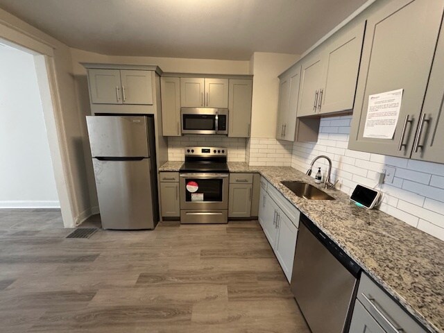 Building Photo - 821 N Collington Ave